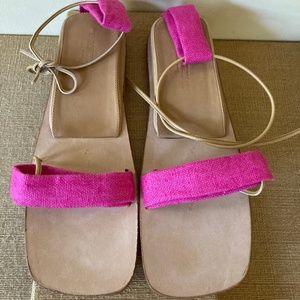 NIB Emporio Armani Sandals EU 38 Leather & Linen Unique Design Fuchsia & Tan NEW